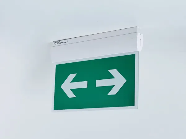 Оповещатель "АСТО 12Р" НАЛЕВО--НАПРАВО