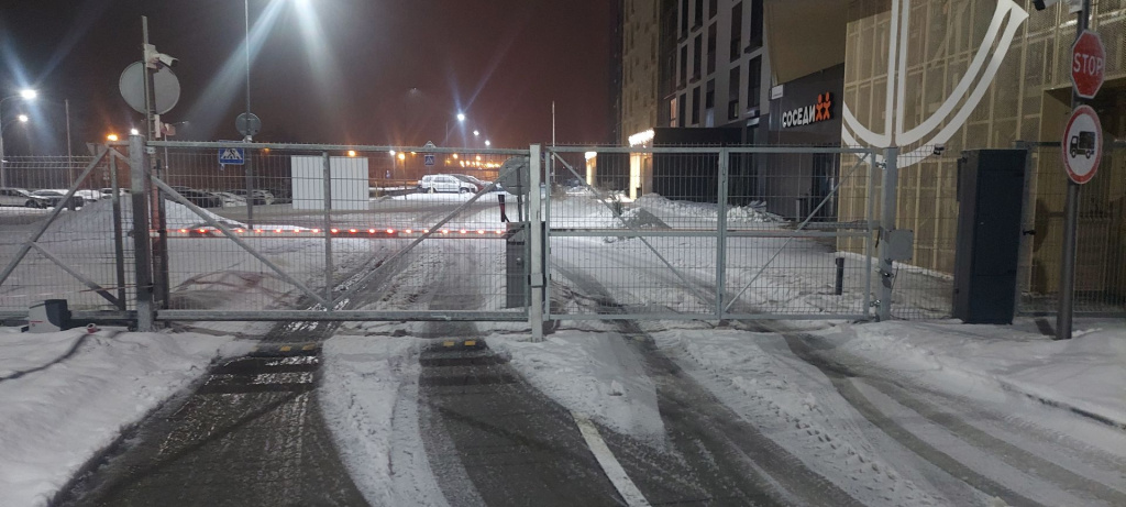 enter2.jpg enter2.jpg